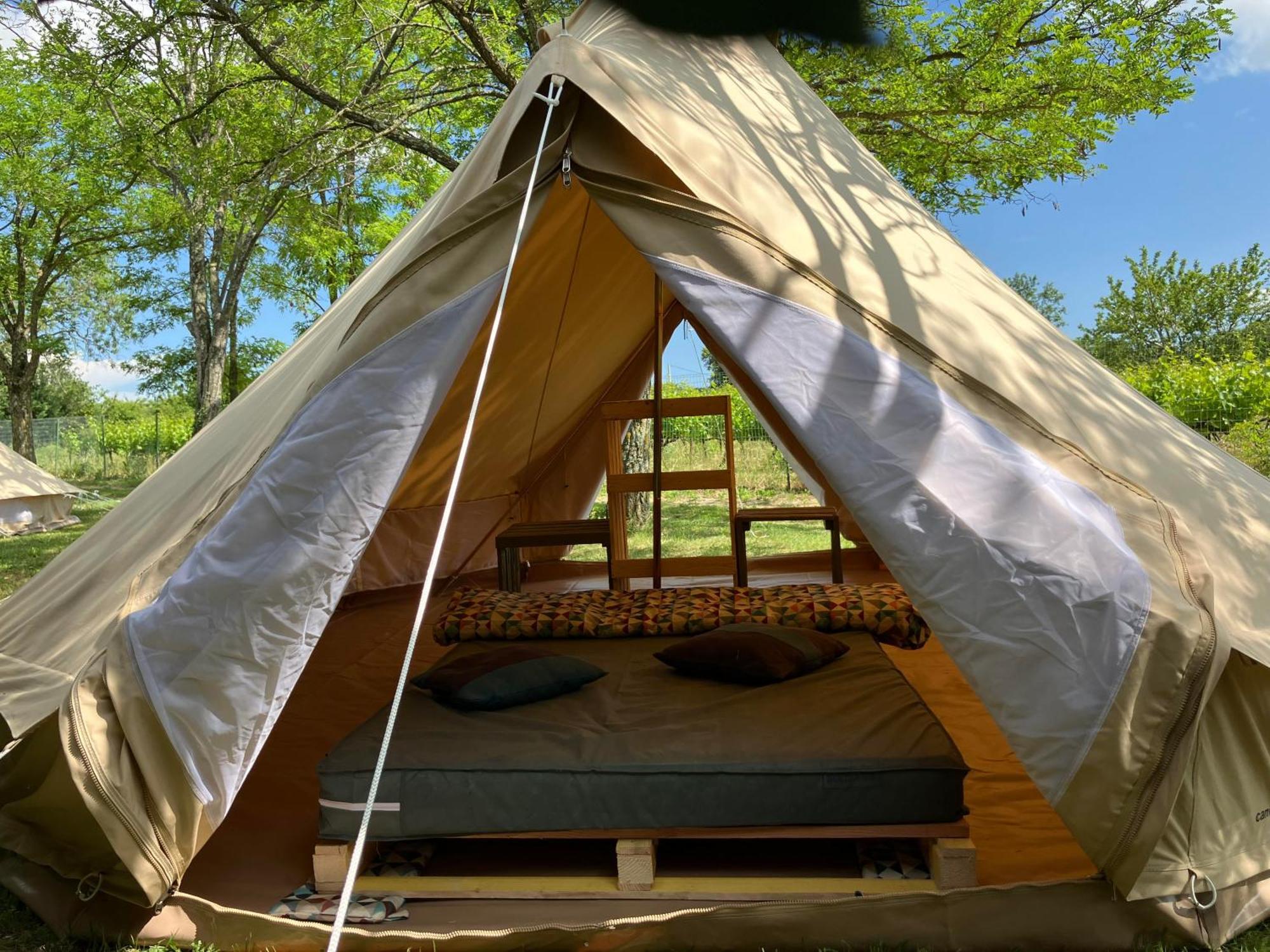 Camping Carrefour De L'Ardeche Saint-Remeze Luaran gambar
